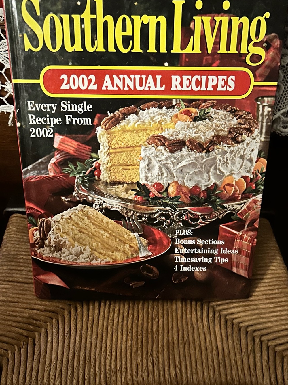 Southern Living Red and Yellow 2002 Annual Recipes Cookbook